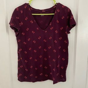 Merona burgundy bird pattern tshirt.